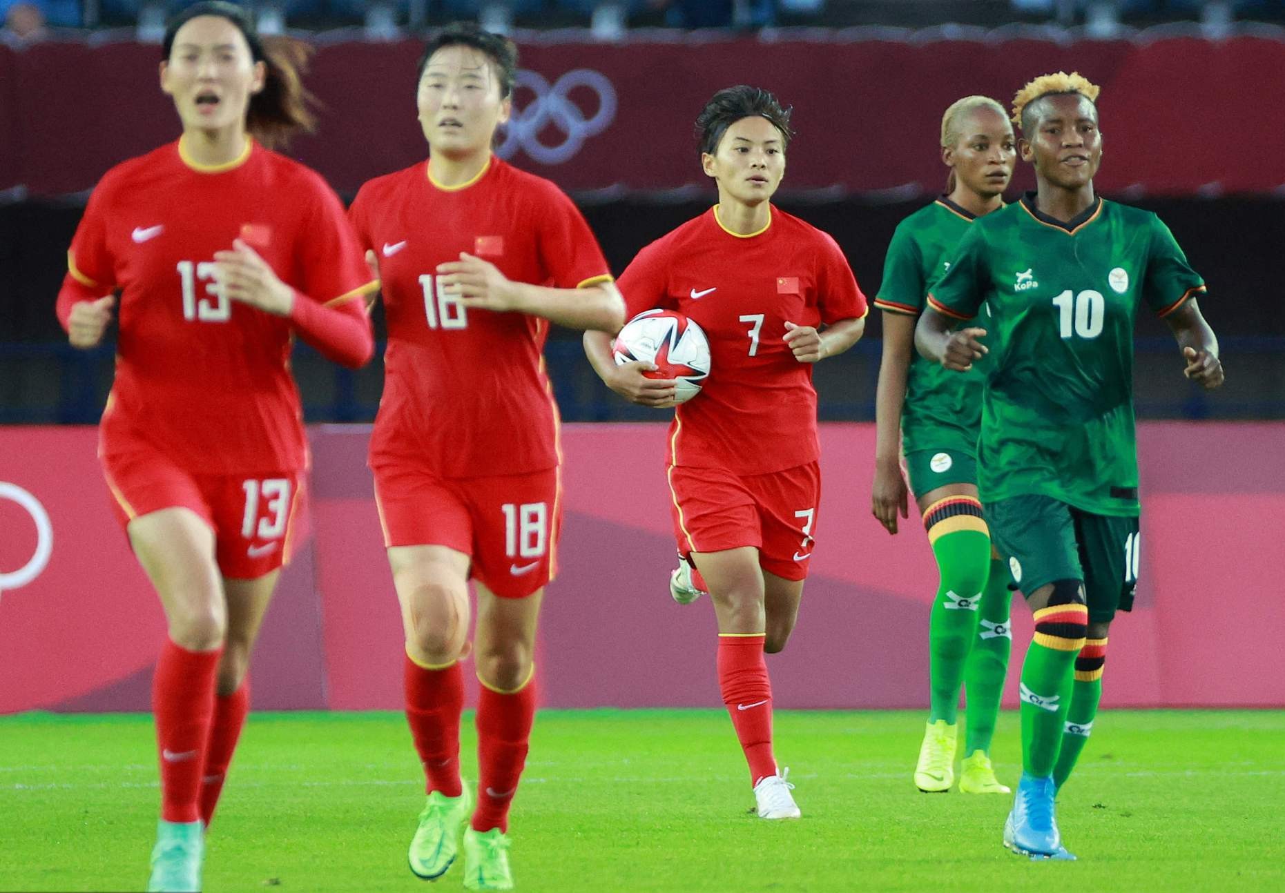 赞比亚队实现欧洲预赛胜利，实力强大