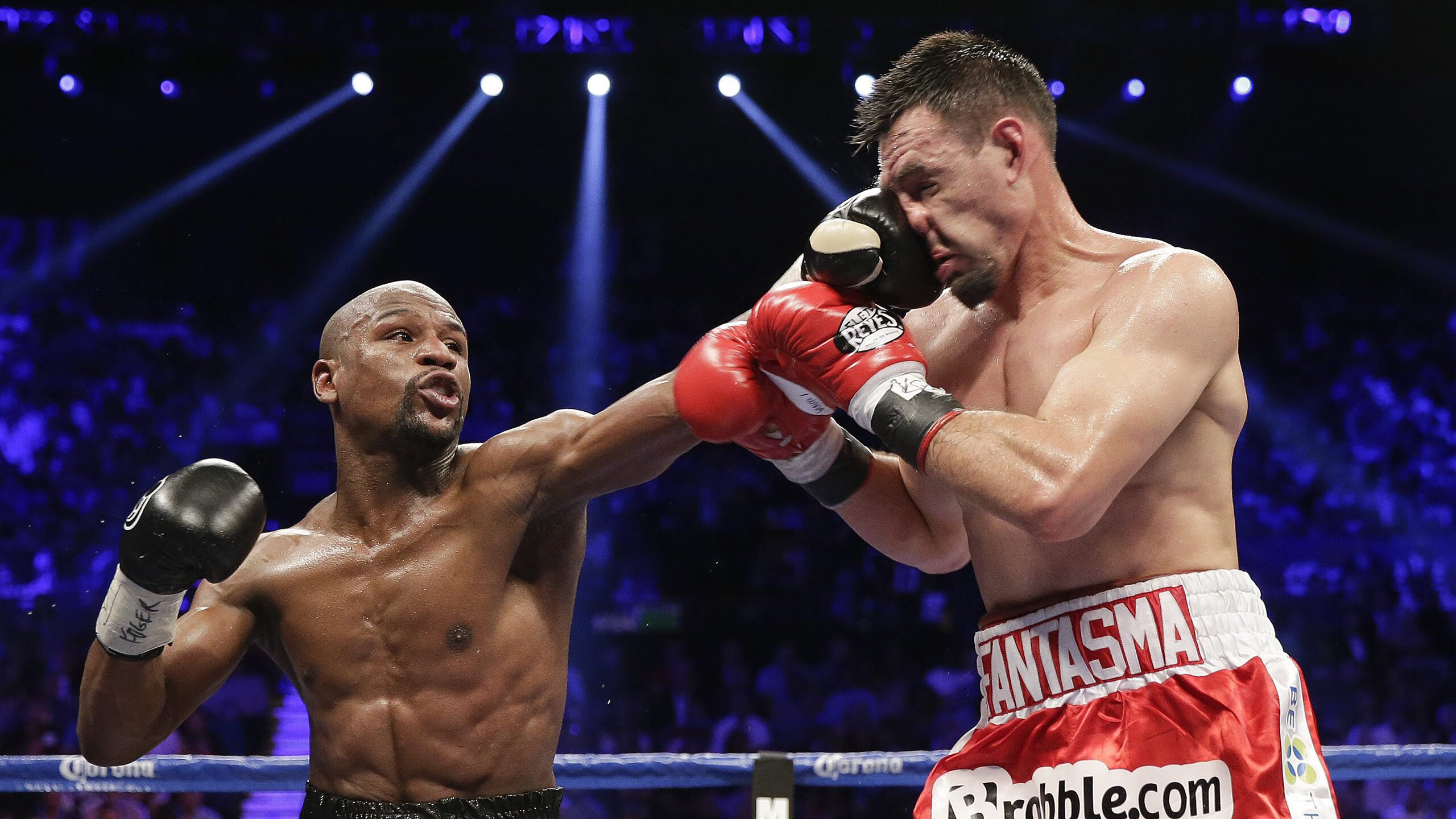 掘金压哨绝杀惊魂夜，布克高效带队锁定胜局