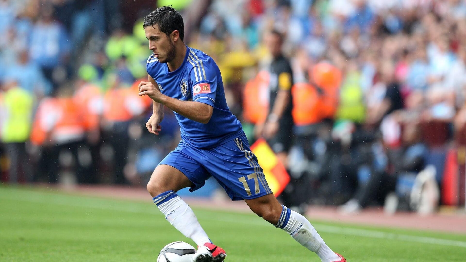 英超争冠之夜,詹姆斯让比赛提前失去悬念