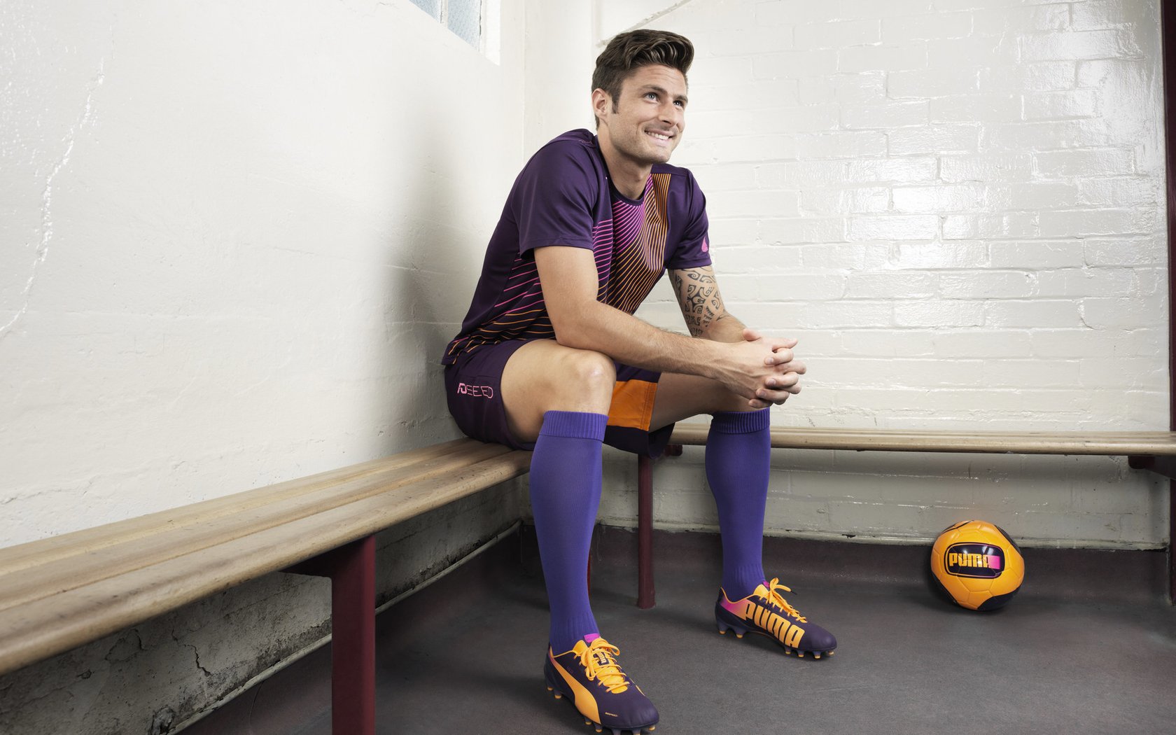 荷兰完胜挪威，加维惊艳四座，一场定义未来的青春风暴